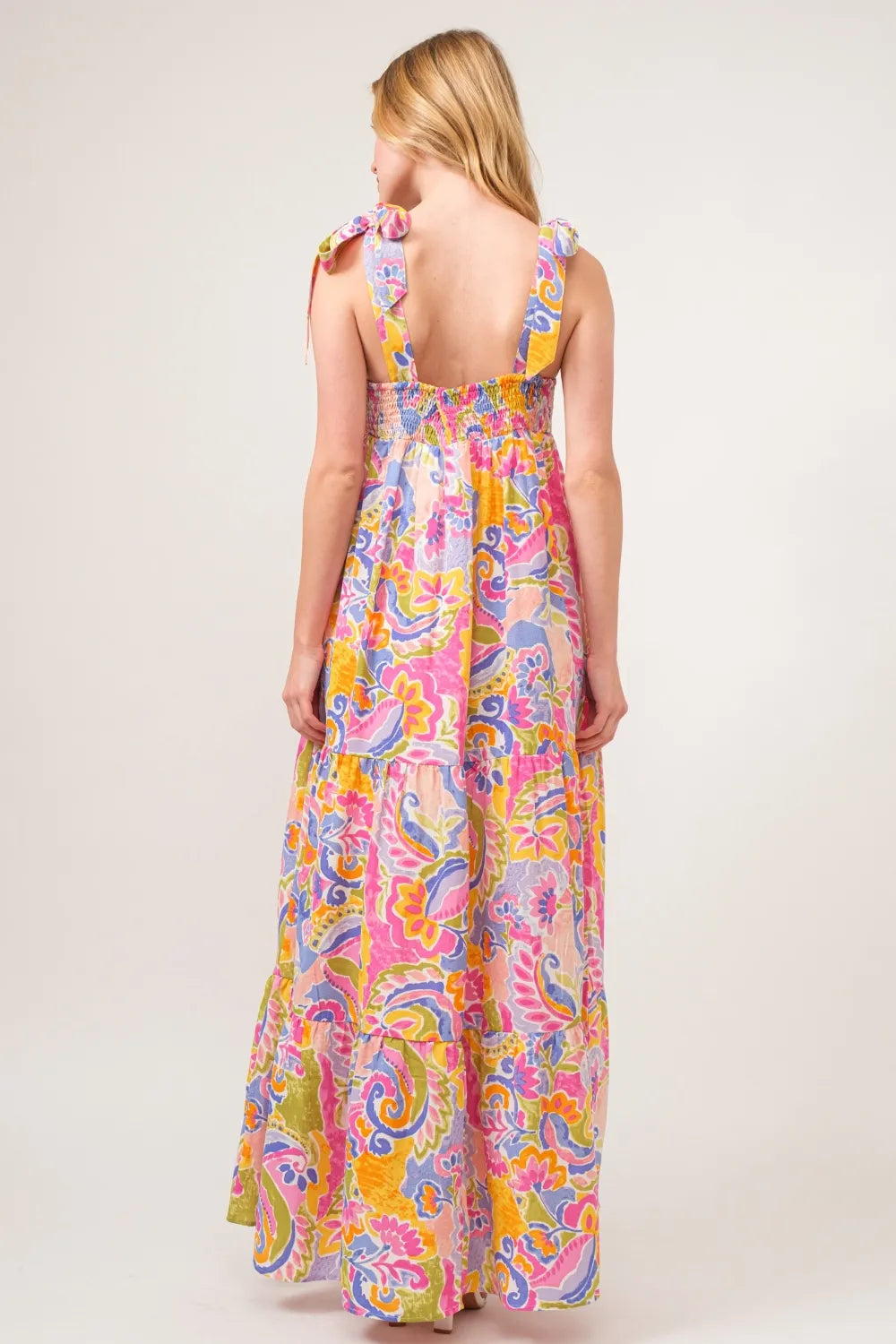Tie shoulder strap detail on maxi dress