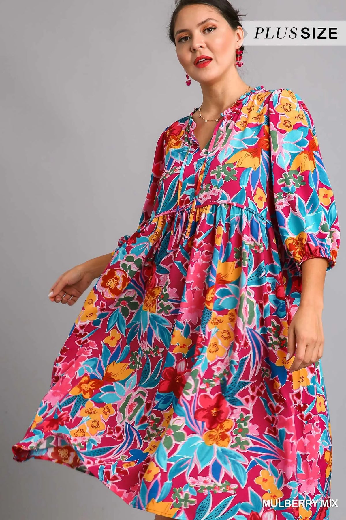 Floral Print Tie Neck Midi Dress with Pockets close up