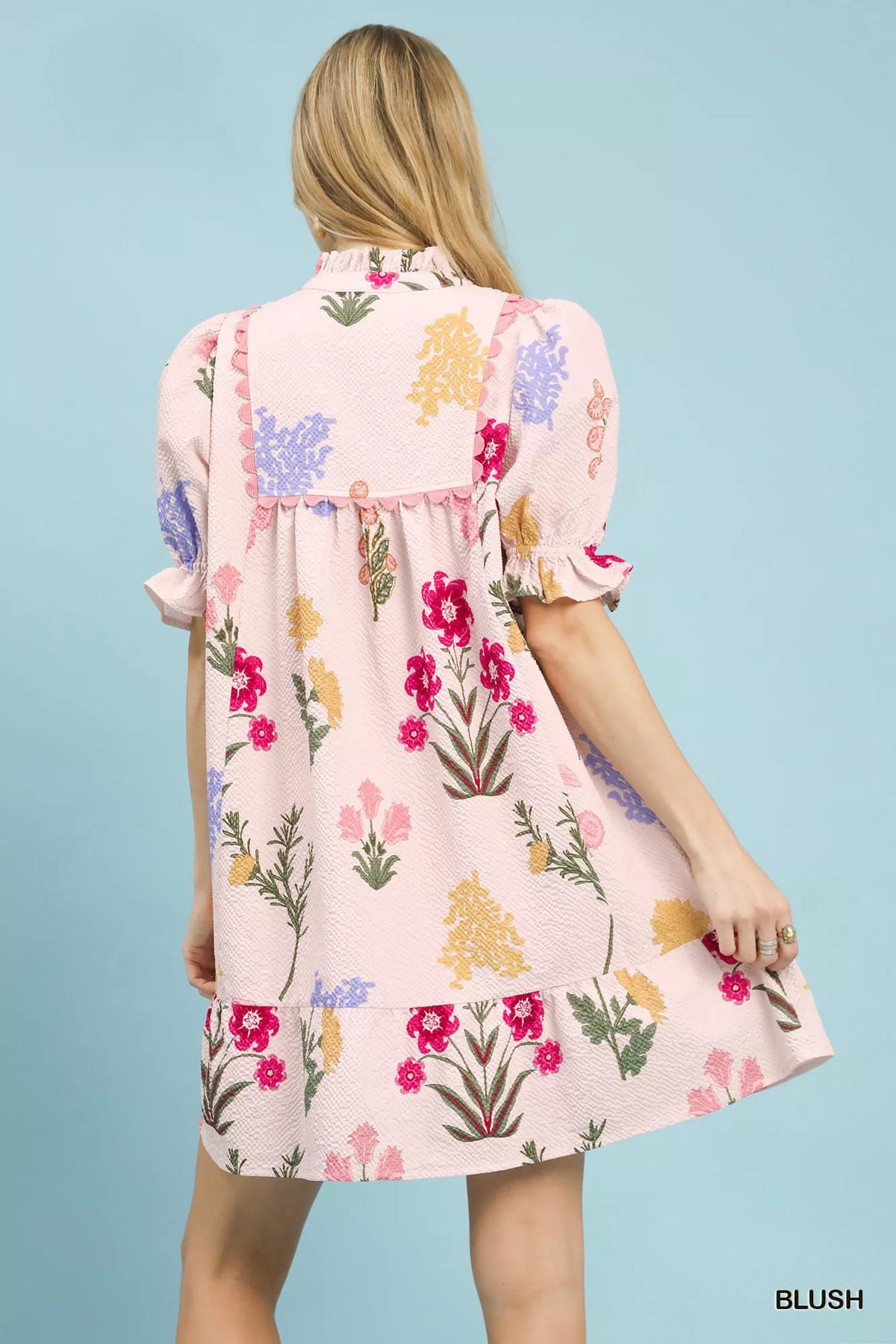 Close view of the multi flower print fabric