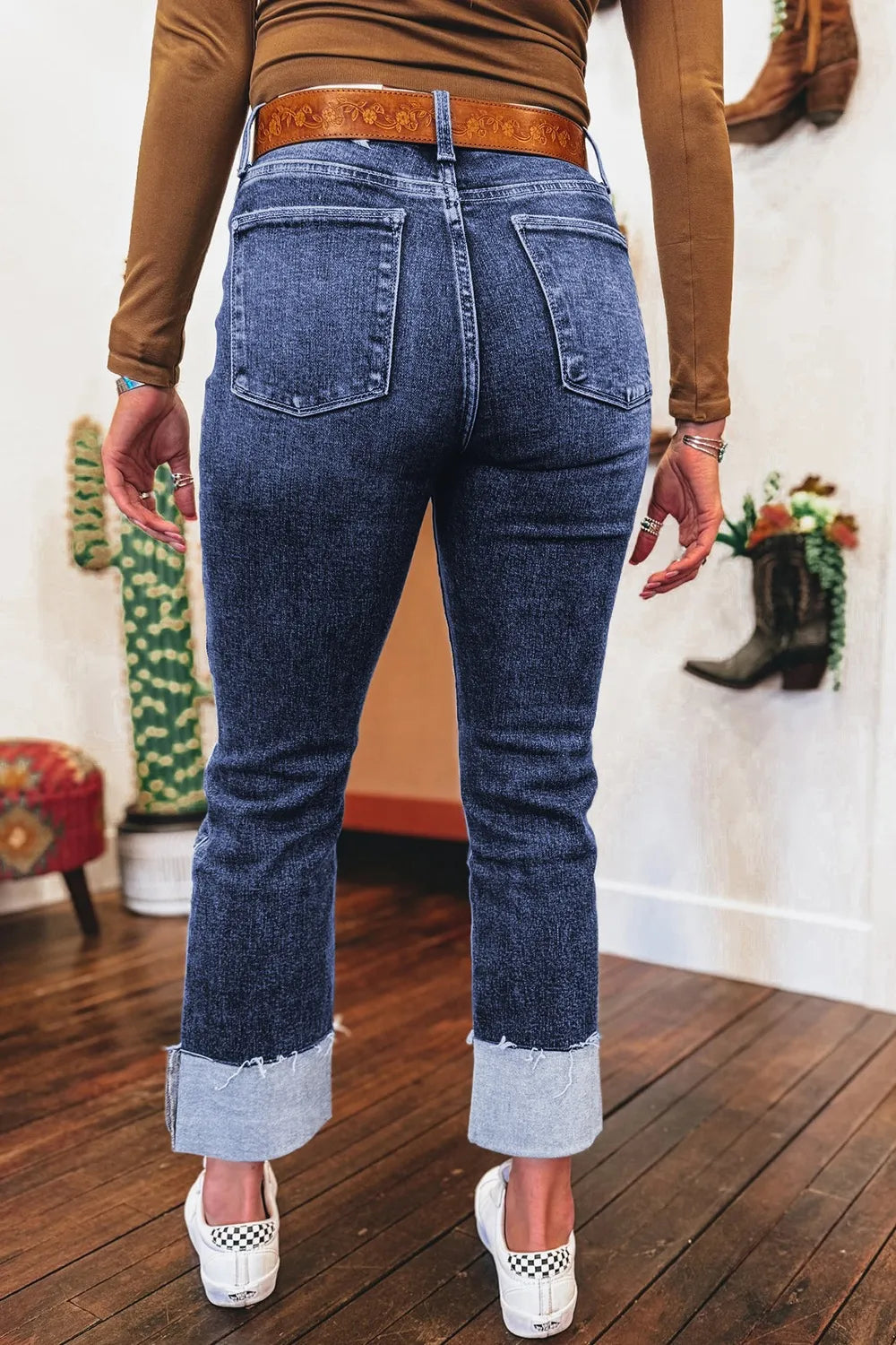 Straight jeans folded cuff and raw hem detail