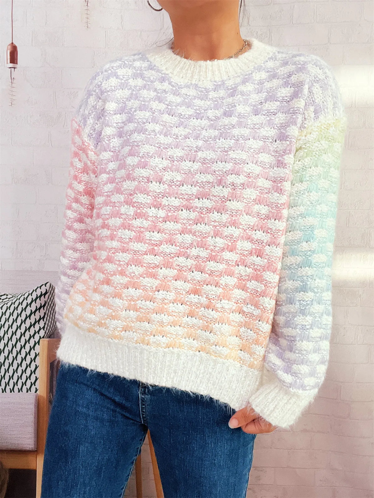Rainbow gradient round neck sweater gradient knit detail