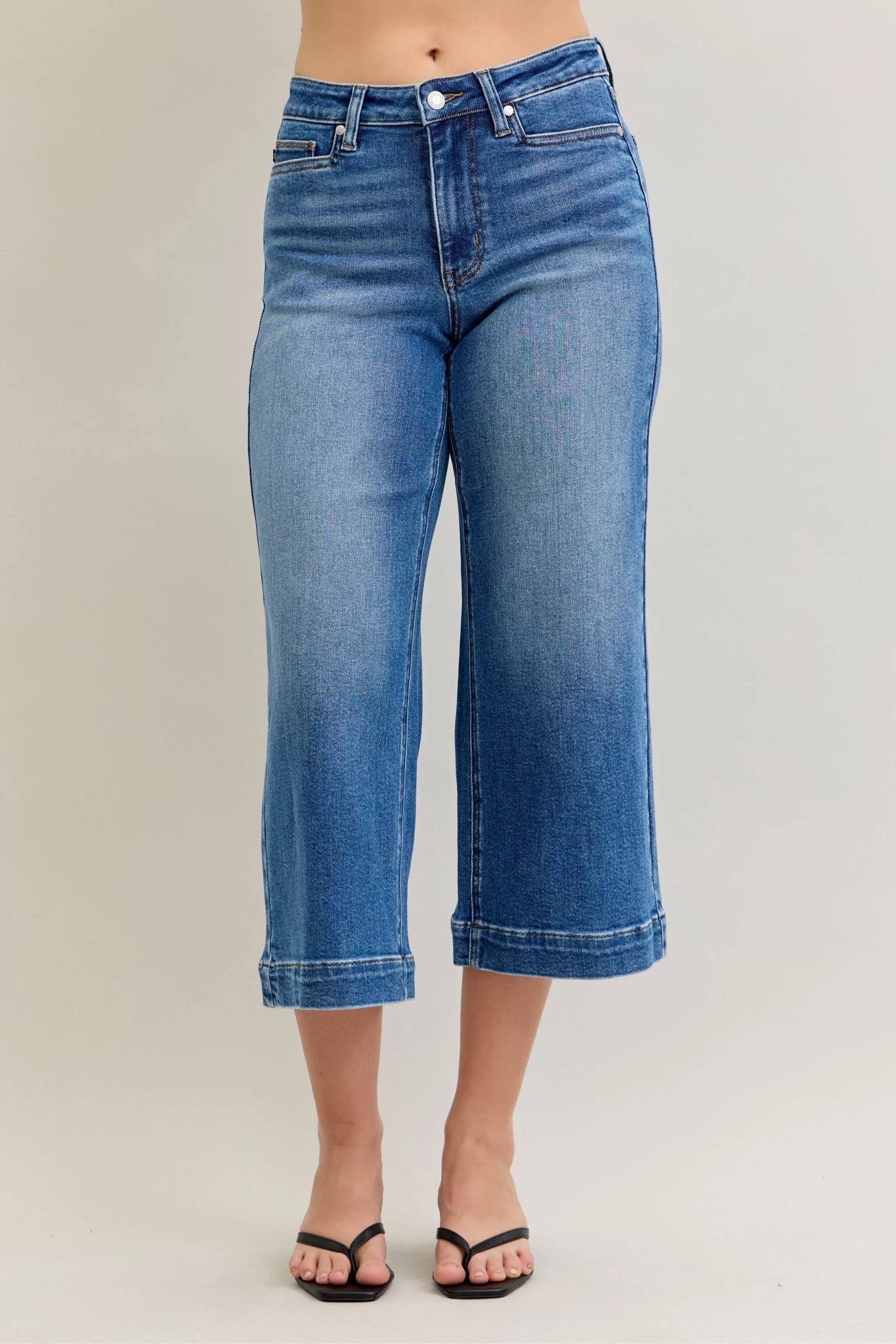 Judy Blue Judy Blue Mid Rise Crop Wide Leg Jeans