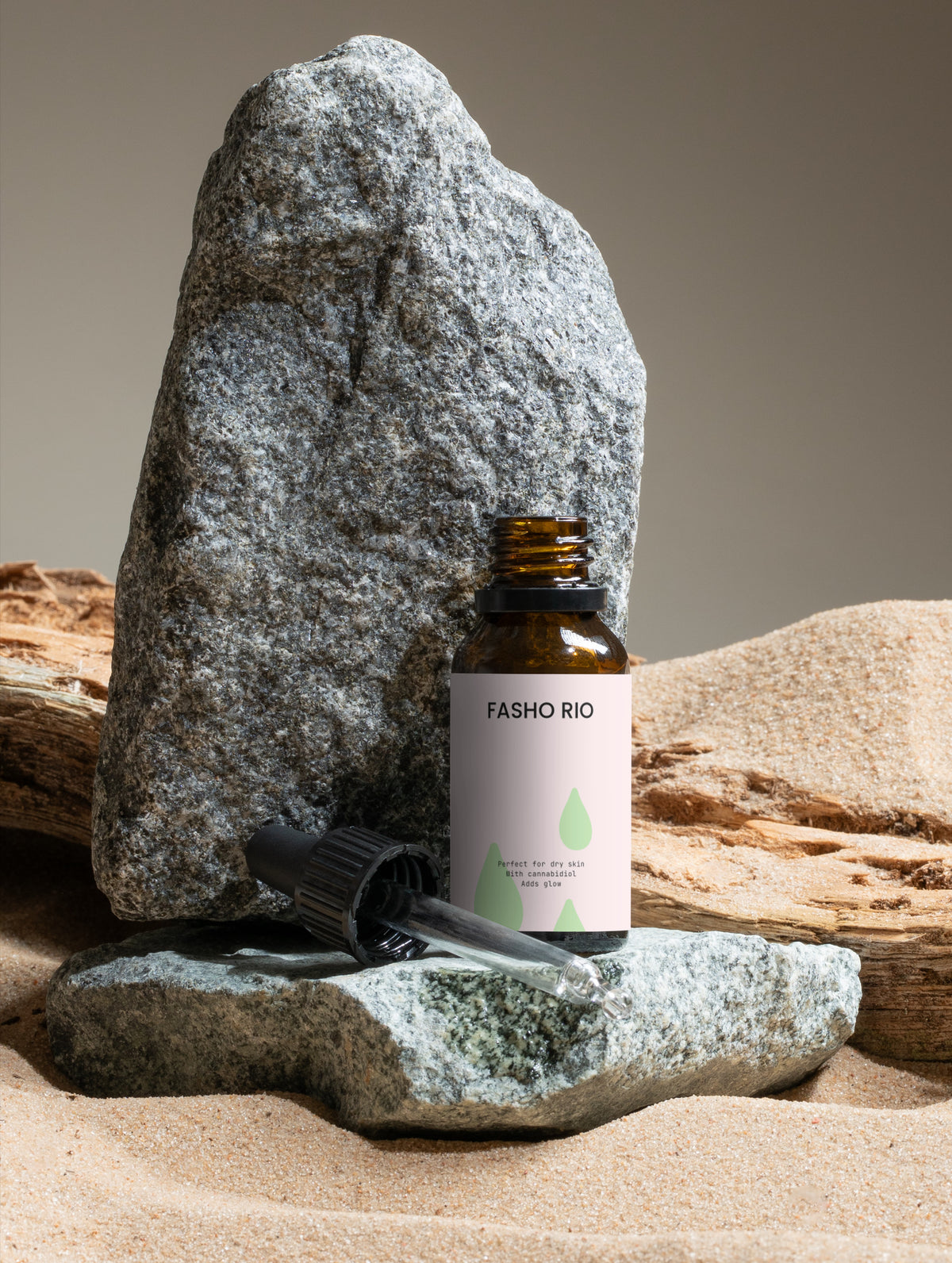 Organic certified facial oil detail
