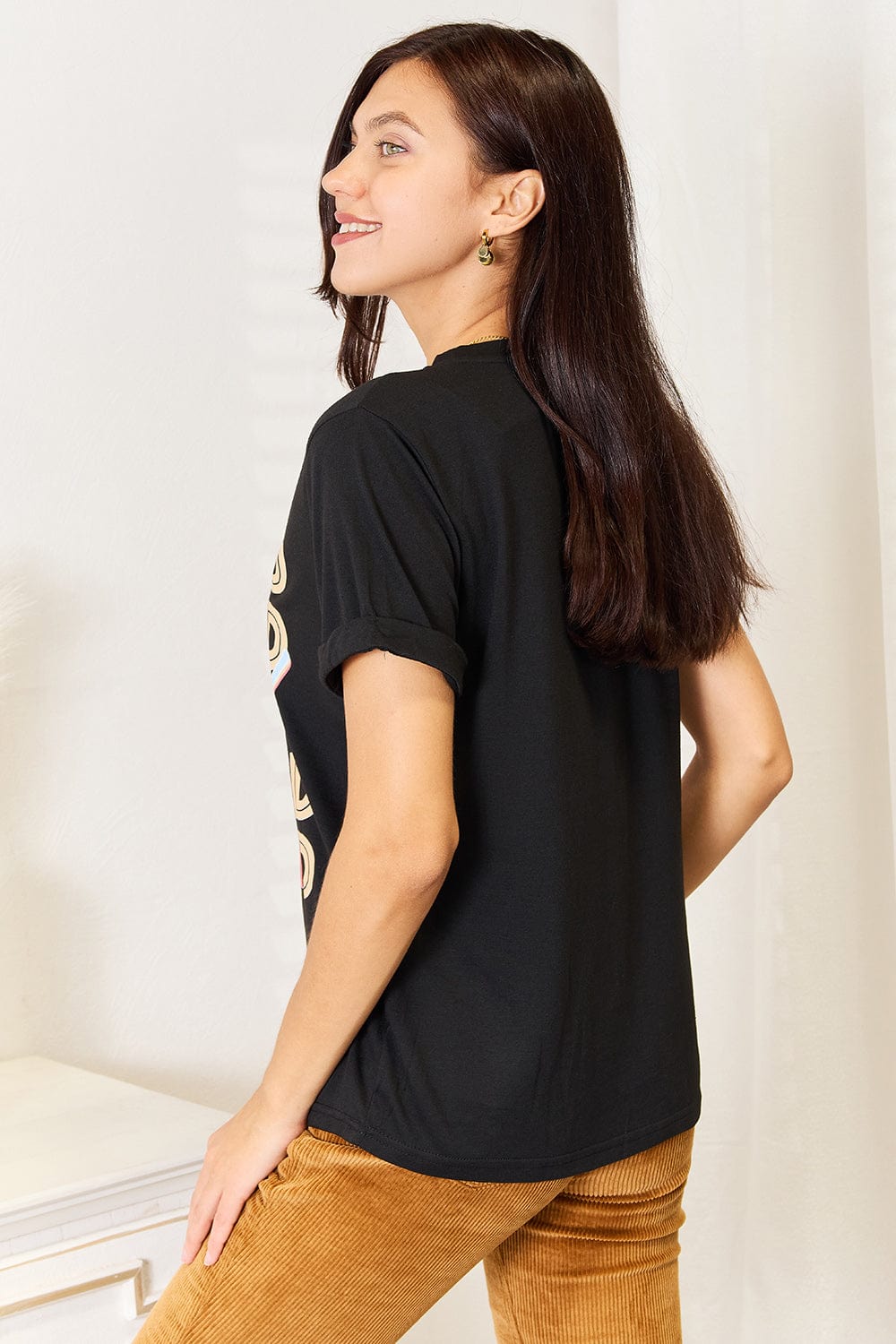 Simply Love T-shirts Simply Love BE KIND Graphic Round Neck T-Shirt