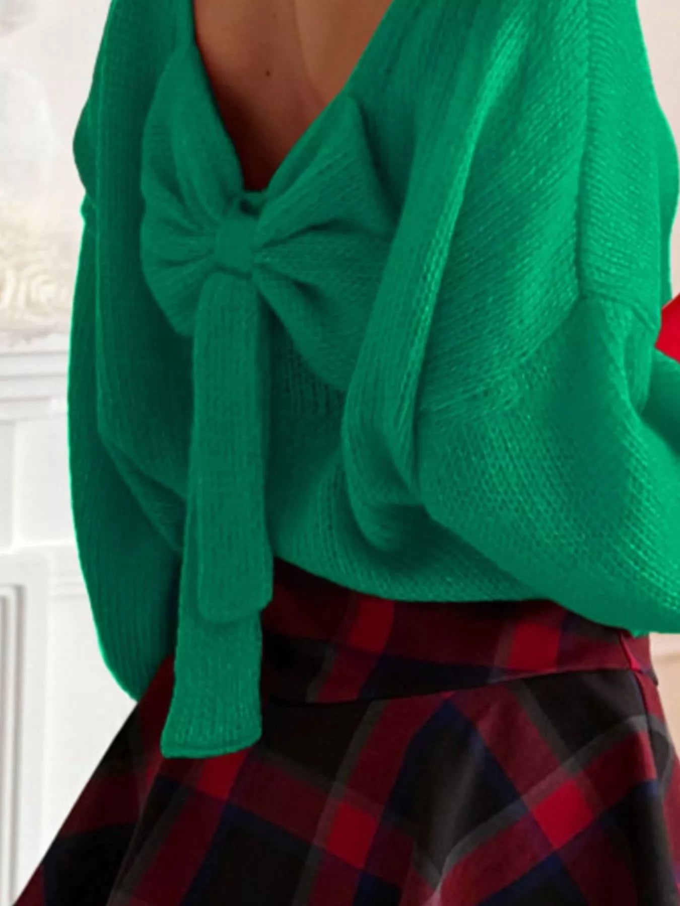 SYNZ Back Bowknot Long Sleeve Sweater