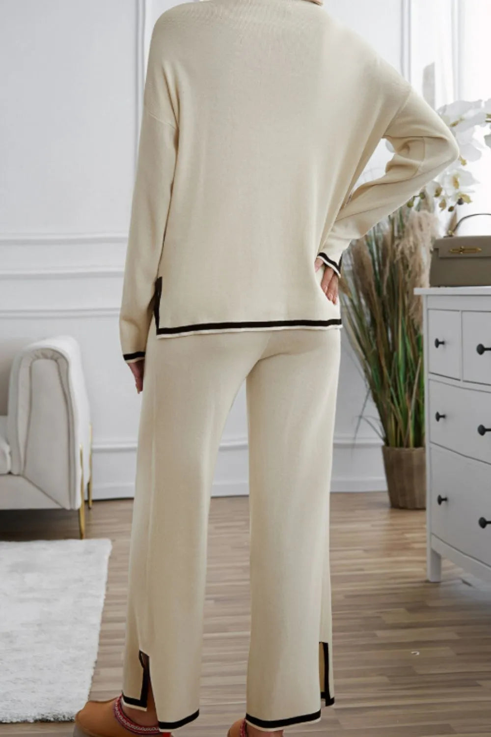 SYNZ Contrast Trim Round Neck Top and Pants Sweater Set