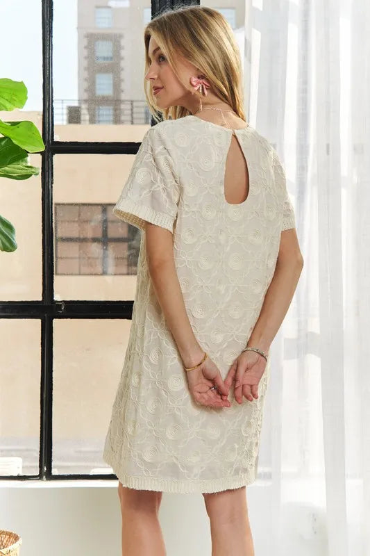 Trendsi ADORA Applique Round Neck Short Sleeve Shift Dress