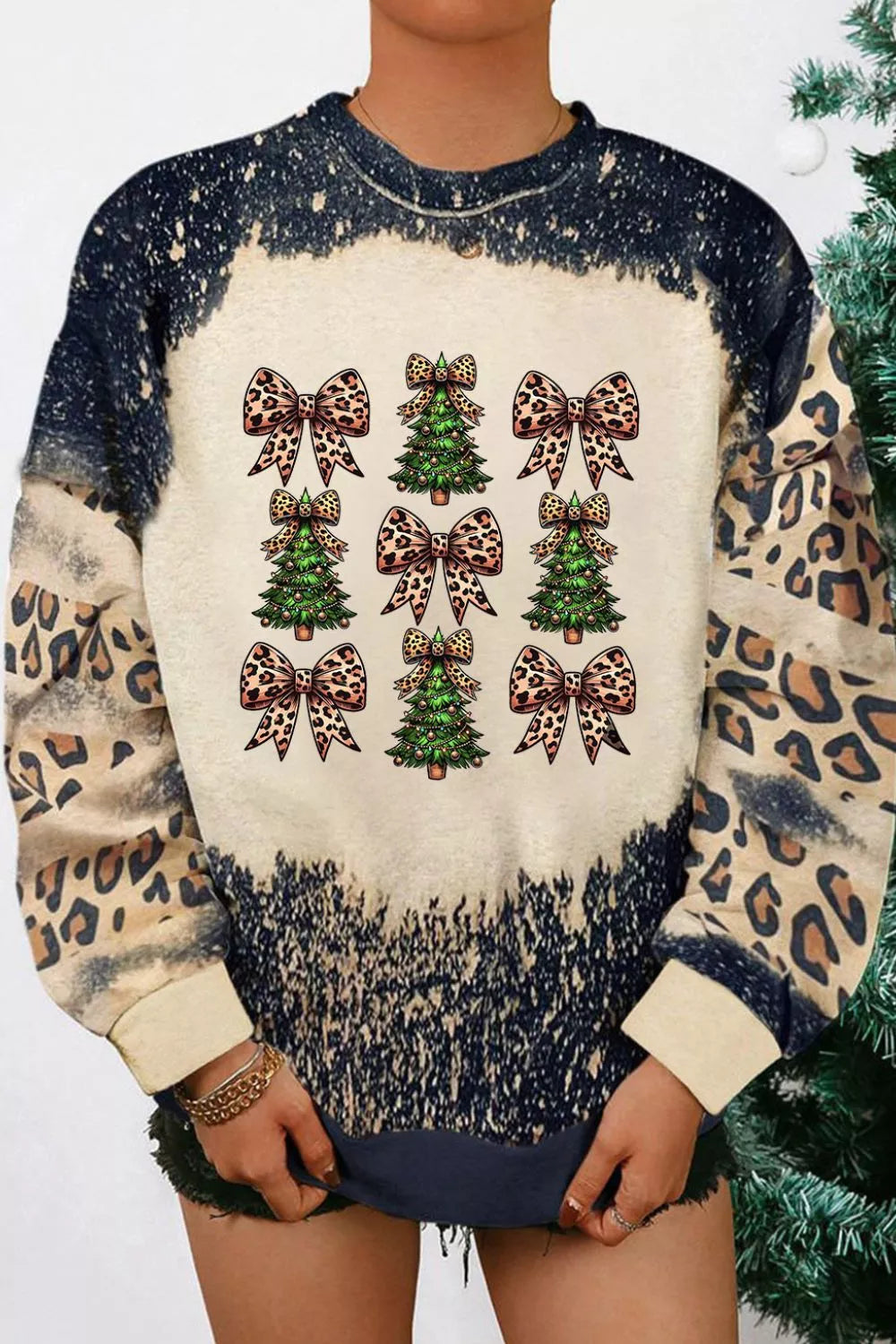 Trendsi Beige / S Christmas Tree & Leopard Bow Round Neck Sweatshirt