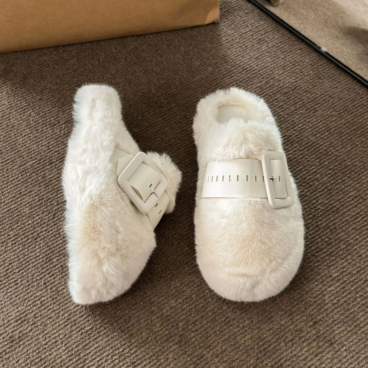 Trendsi Faux Fur Buckle Slippers