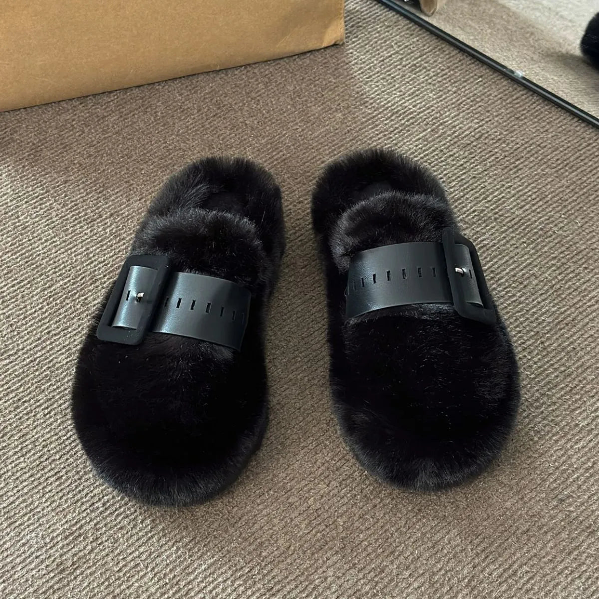Trendsi Faux Fur Buckle Slippers