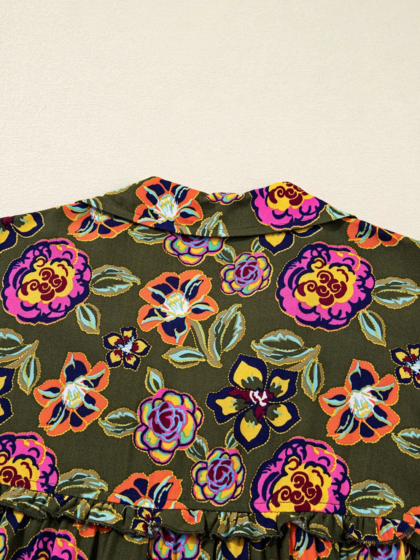 Trendsi Floral Print Split Neck Bubble Sleeve Shift Mini Dress