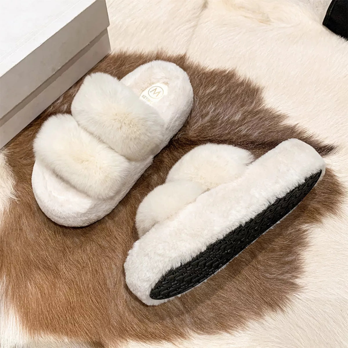 Trendsi Fluffy Open Toe Slippers