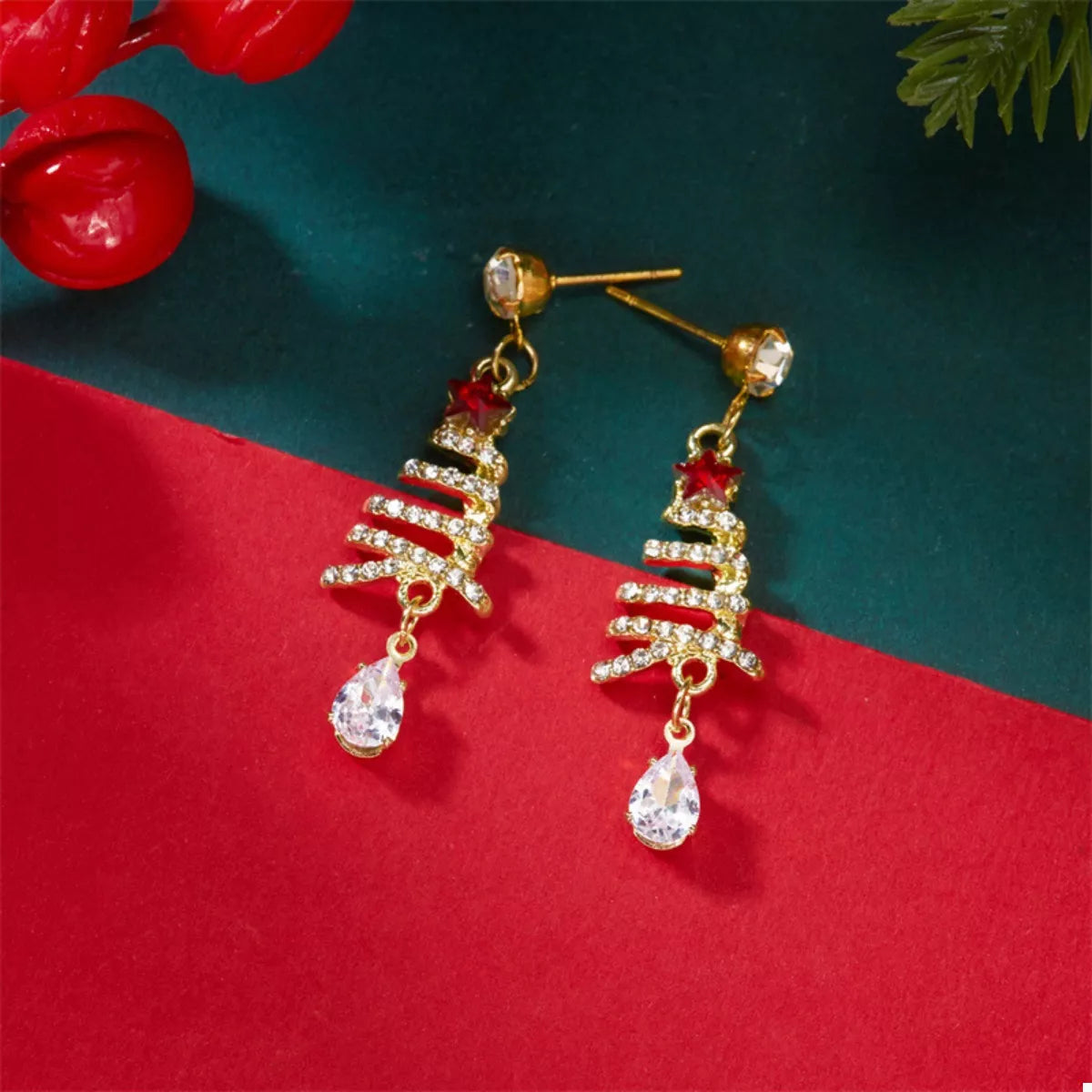 Trendsi Gold / One Size 18K Gold-Plated Christmas Tree Earrings