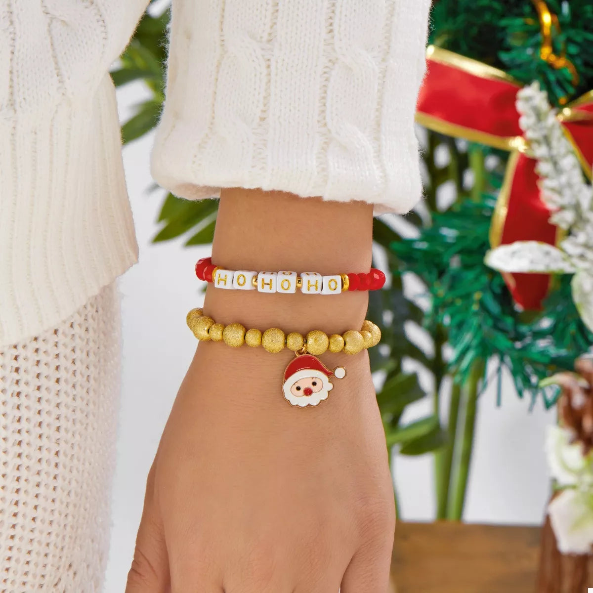Trendsi Gold / One Size 2 Piece Christmas Santa Beaded Bracelet