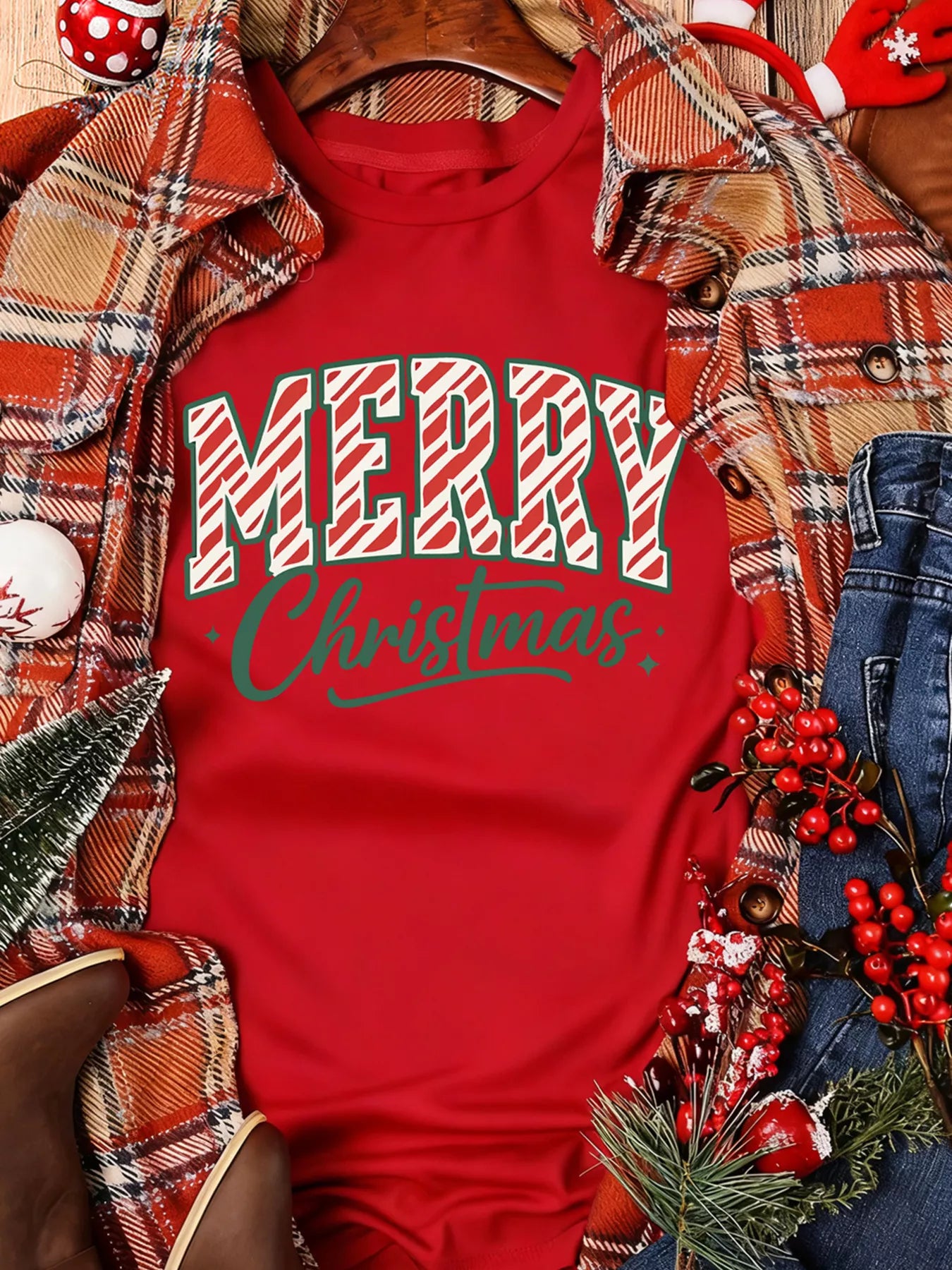 Trendsi Merry Christmas Short Sleeve Graphic Tee