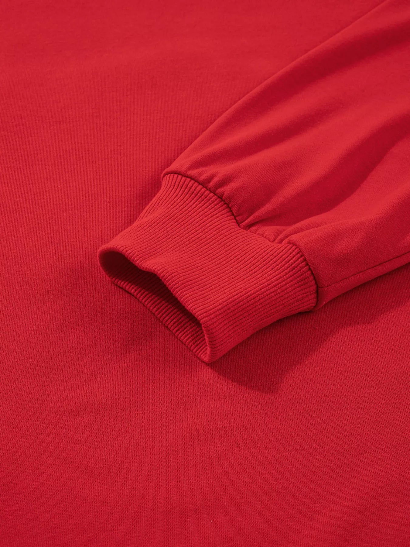 Trendsi Merry Script Holiday Christmas Graphic Sweatshirt