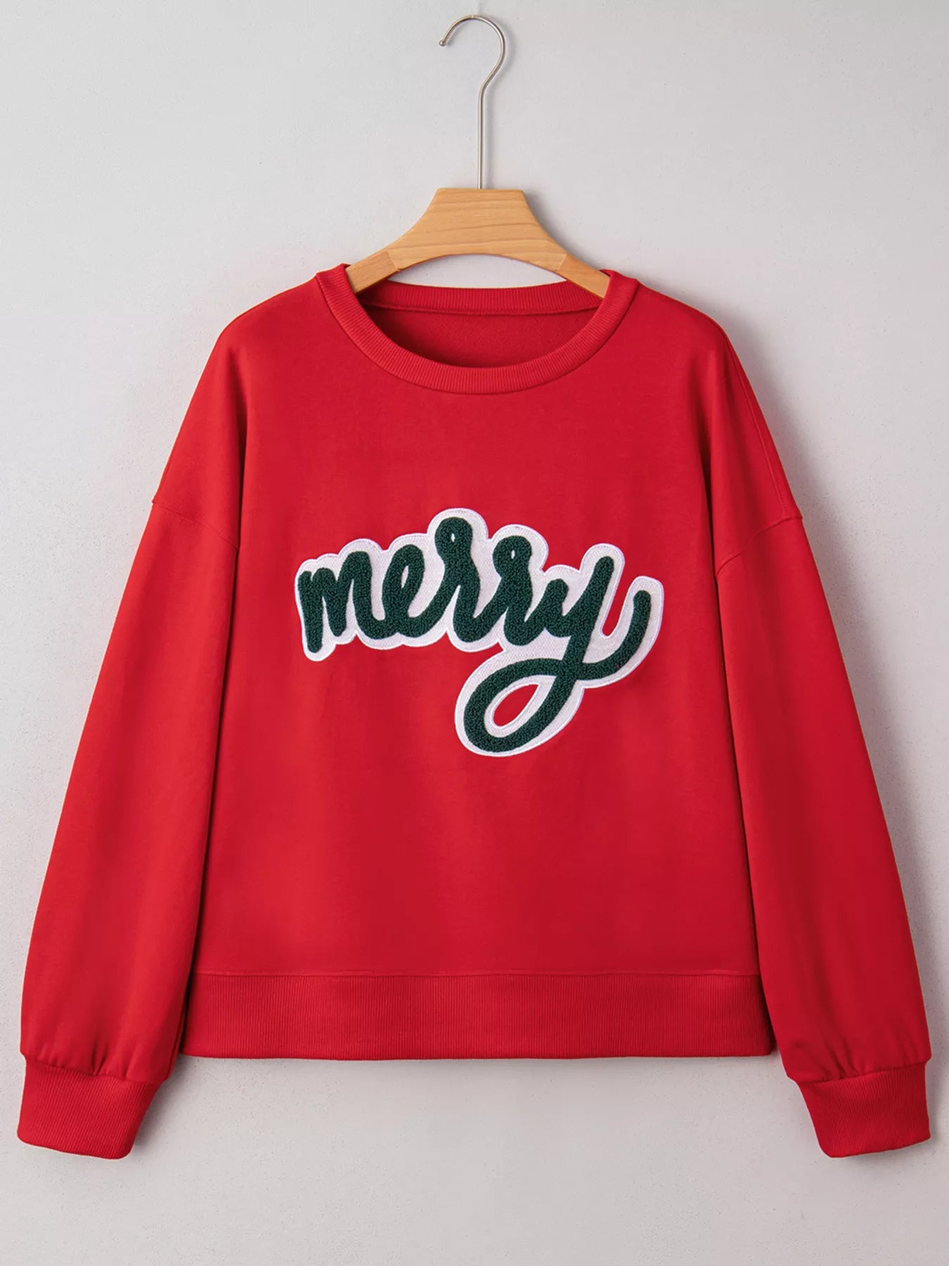 Trendsi Merry Script Holiday Christmas Graphic Sweatshirt