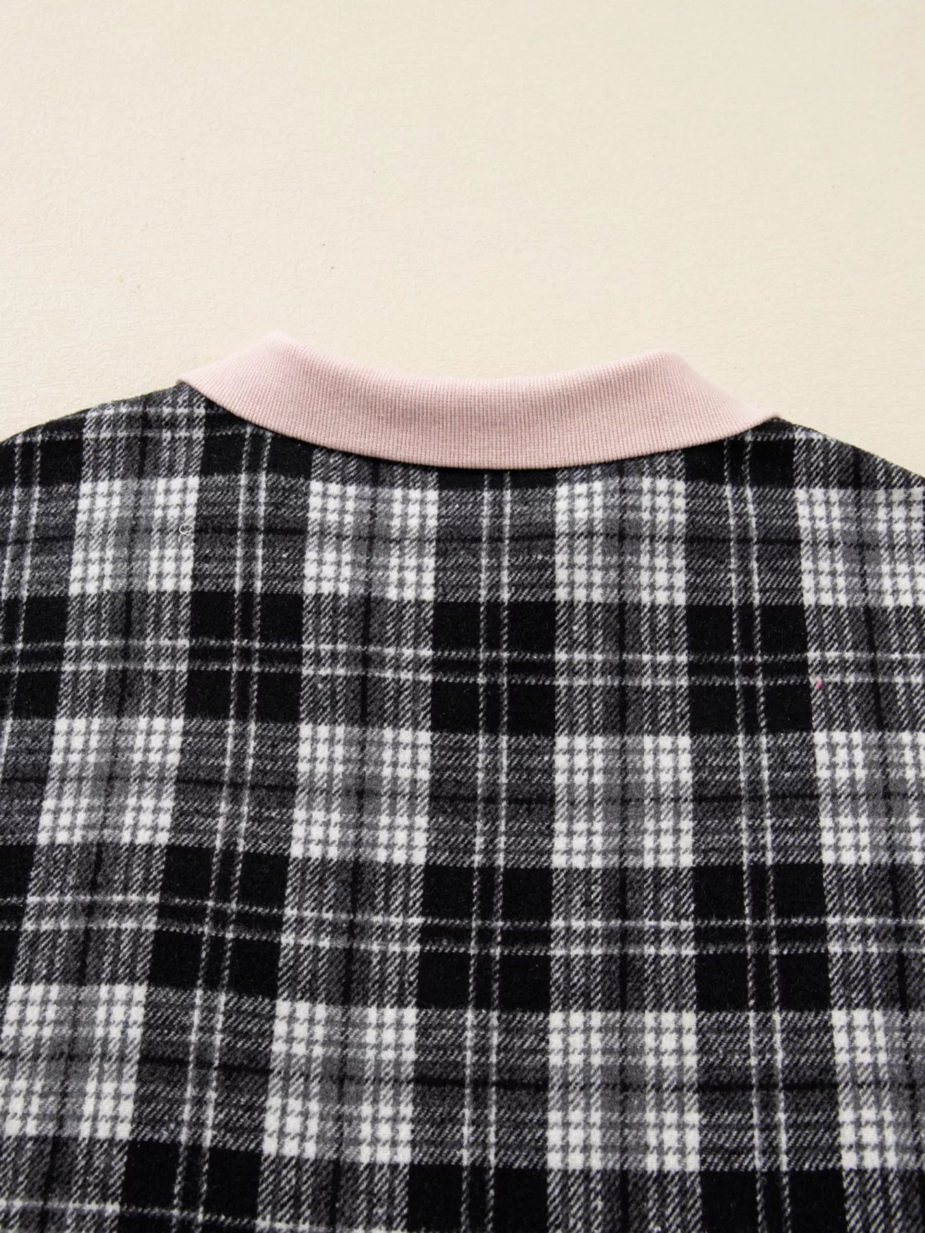 Trendsi Plaid Polo Collar Zip up Contrast Trim Shift Long Sleeve Mini Dress