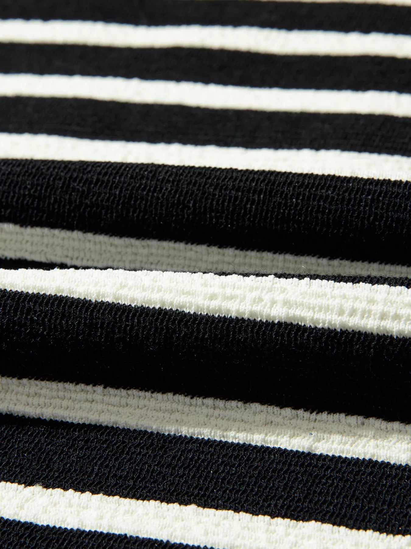 Trendsi Stripe Contrast MERRY Letter Christmas Print Drop Shoulder Sweatshirt