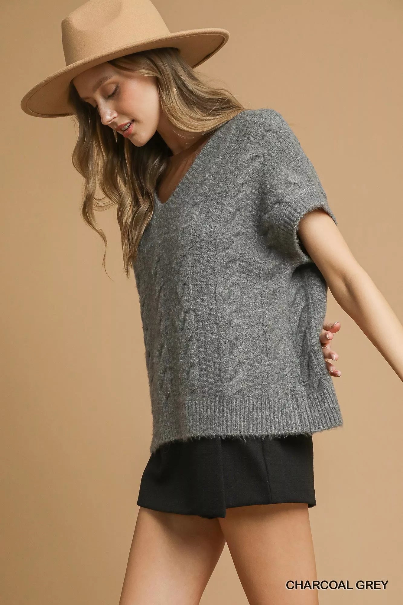 Umgee Umgee Cable-Knit V-Neck Sweater