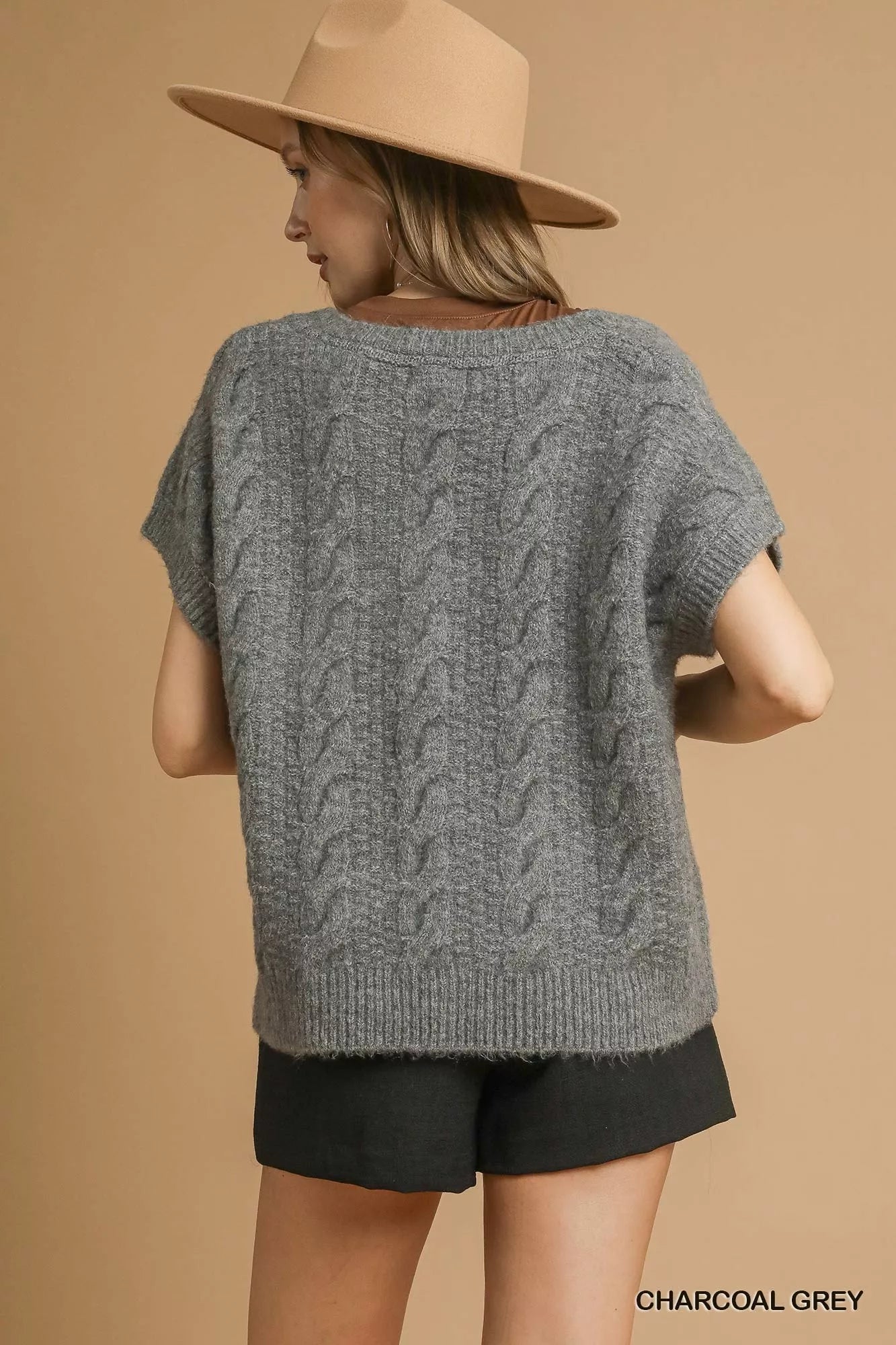 Umgee Umgee Cable-Knit V-Neck Sweater