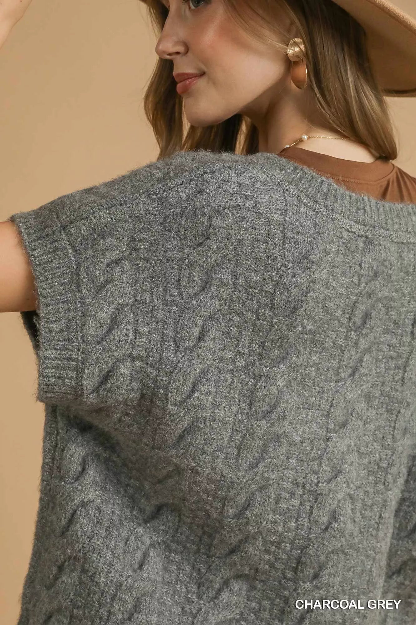 Umgee Umgee Cable-Knit V-Neck Sweater