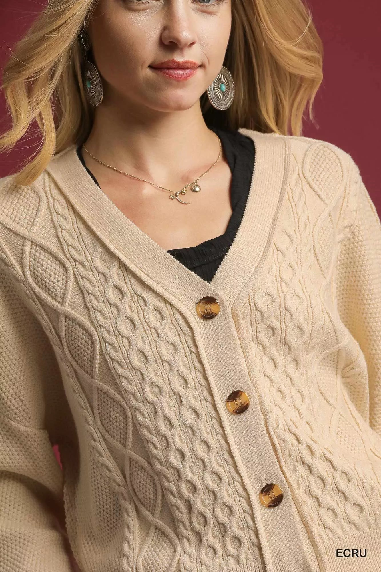 Umgee Umgee Chunky Cable Knit V-Neck Button-Up Cardigan