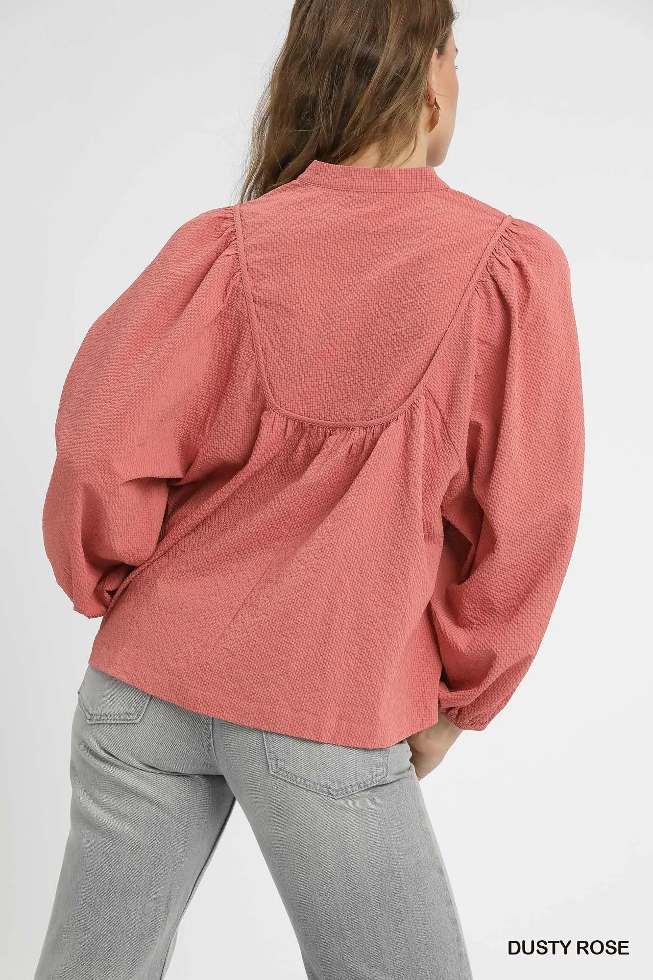 Umgee Umgee Textured Notched Blouse with Balloon Sleeves
