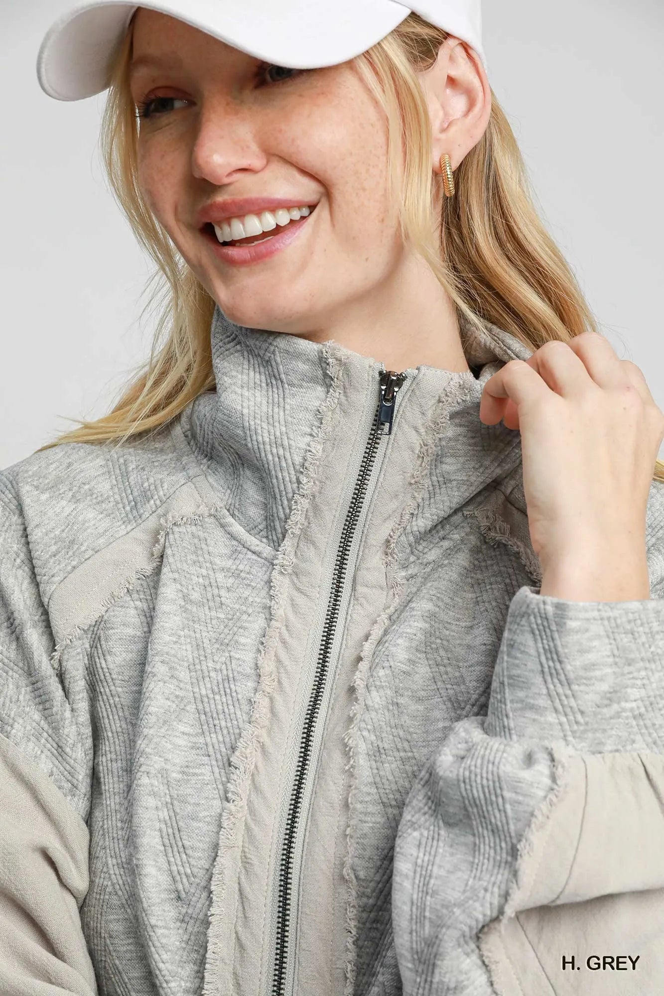 Umgee Umgee Two-Way Jacquard Zip-Up Jacket – Stylish Lightweight Layering