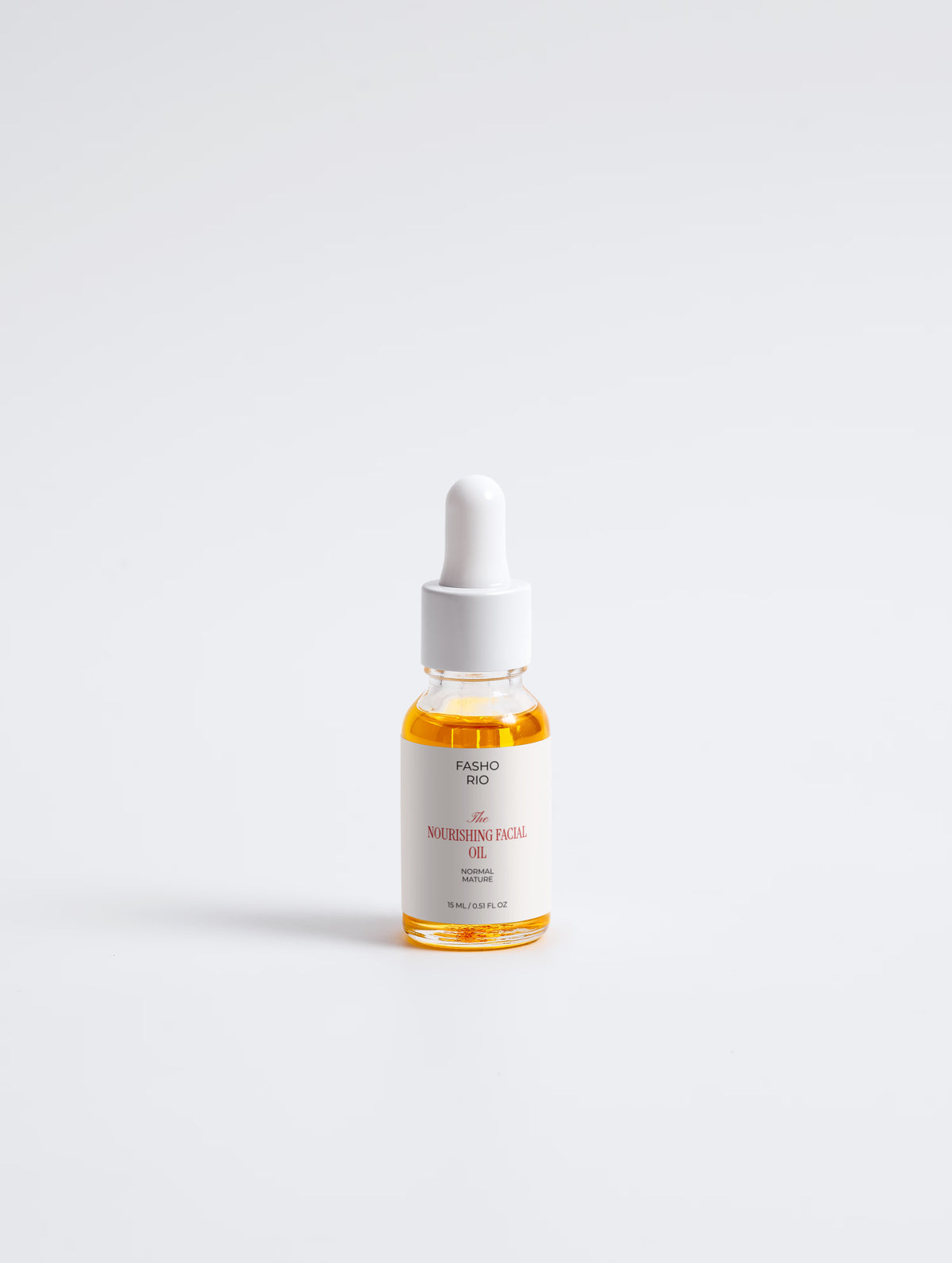 Nourishing facial oil with dropper